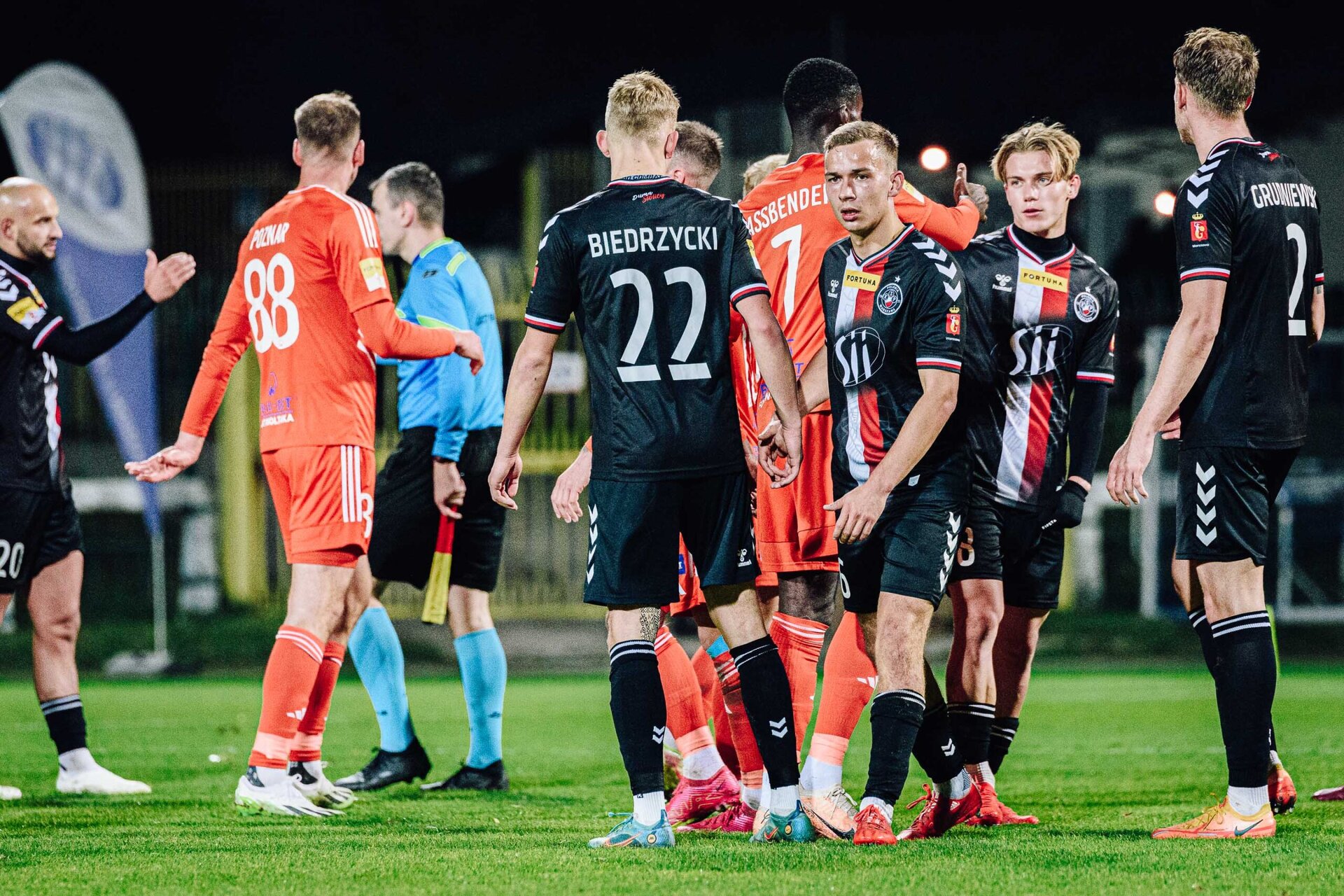 The Black Shirts will play a sparring match against Łódź Sports Club