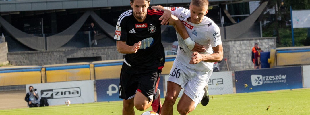 Skrót meczu Stal Rzeszów – Polonia Warszawa (2:1)