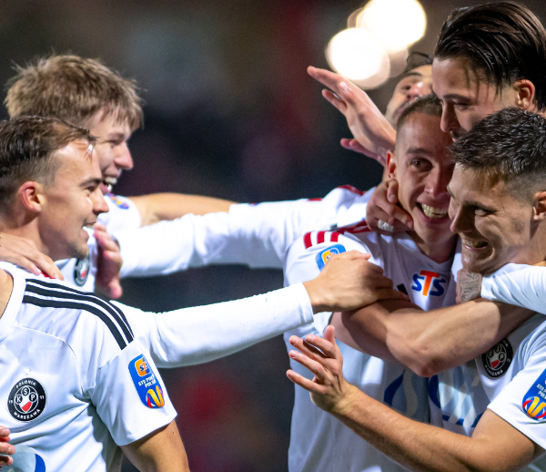 Korona pokonana! Awans jest nasz!